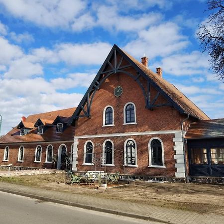 Inspektorenhaus Dobbin Ferienpension Kültér fotó